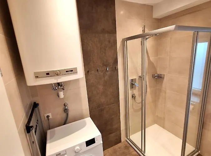 Klomberg Apartmán *